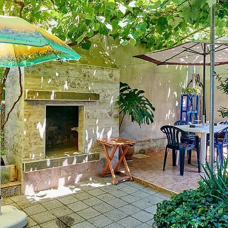 Apartment Dora Pomorie Luaran gambar