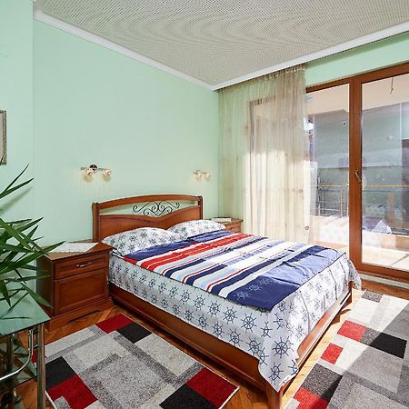 Apartment Dora Pomorie Luaran gambar