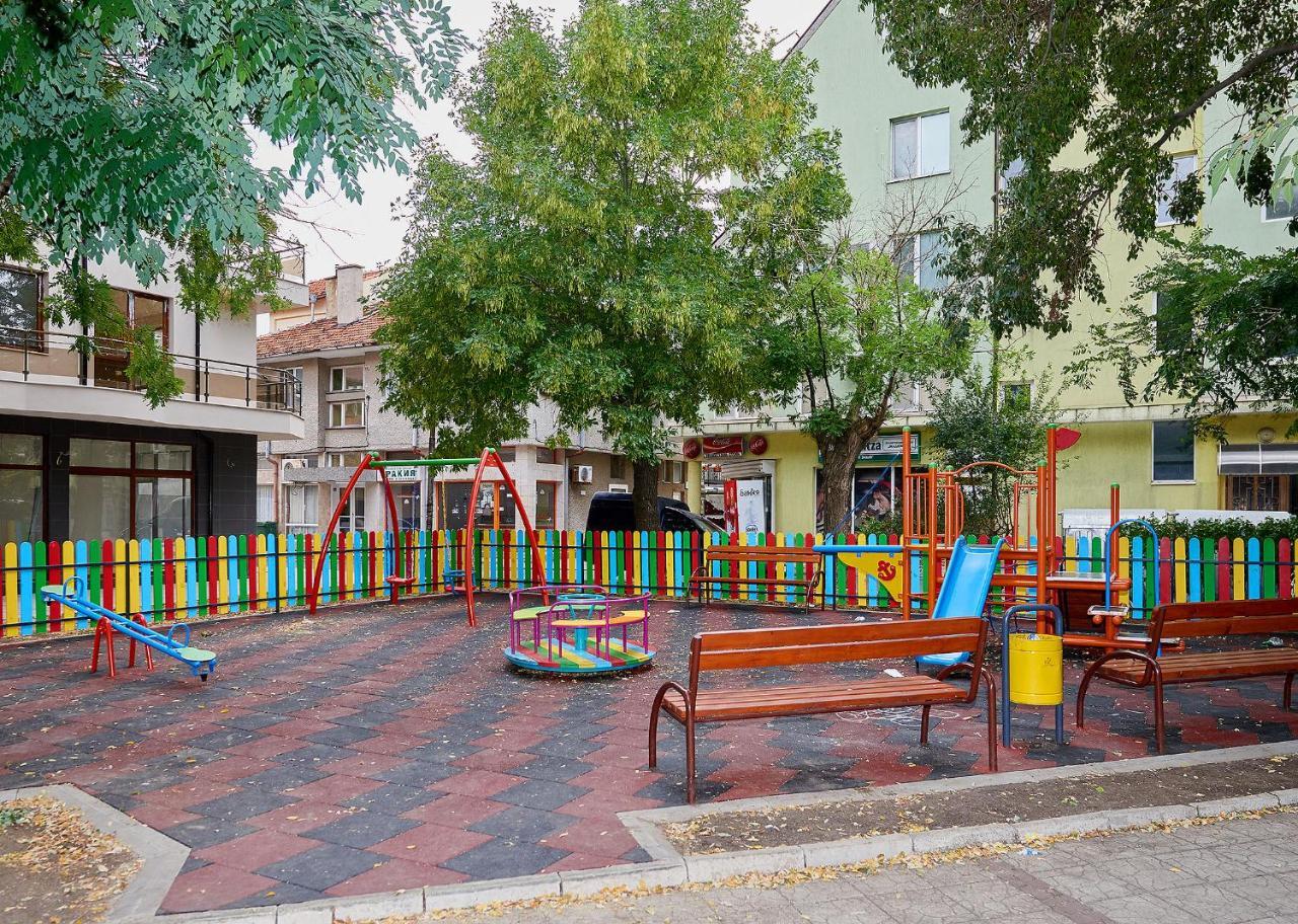 Apartment Dora Pomorie Luaran gambar
